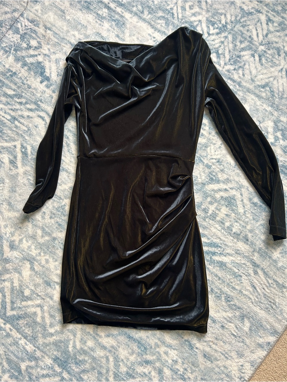 Dynamite Black Long-Sleeve off the Shoulder Draped Velvet Mini Dress